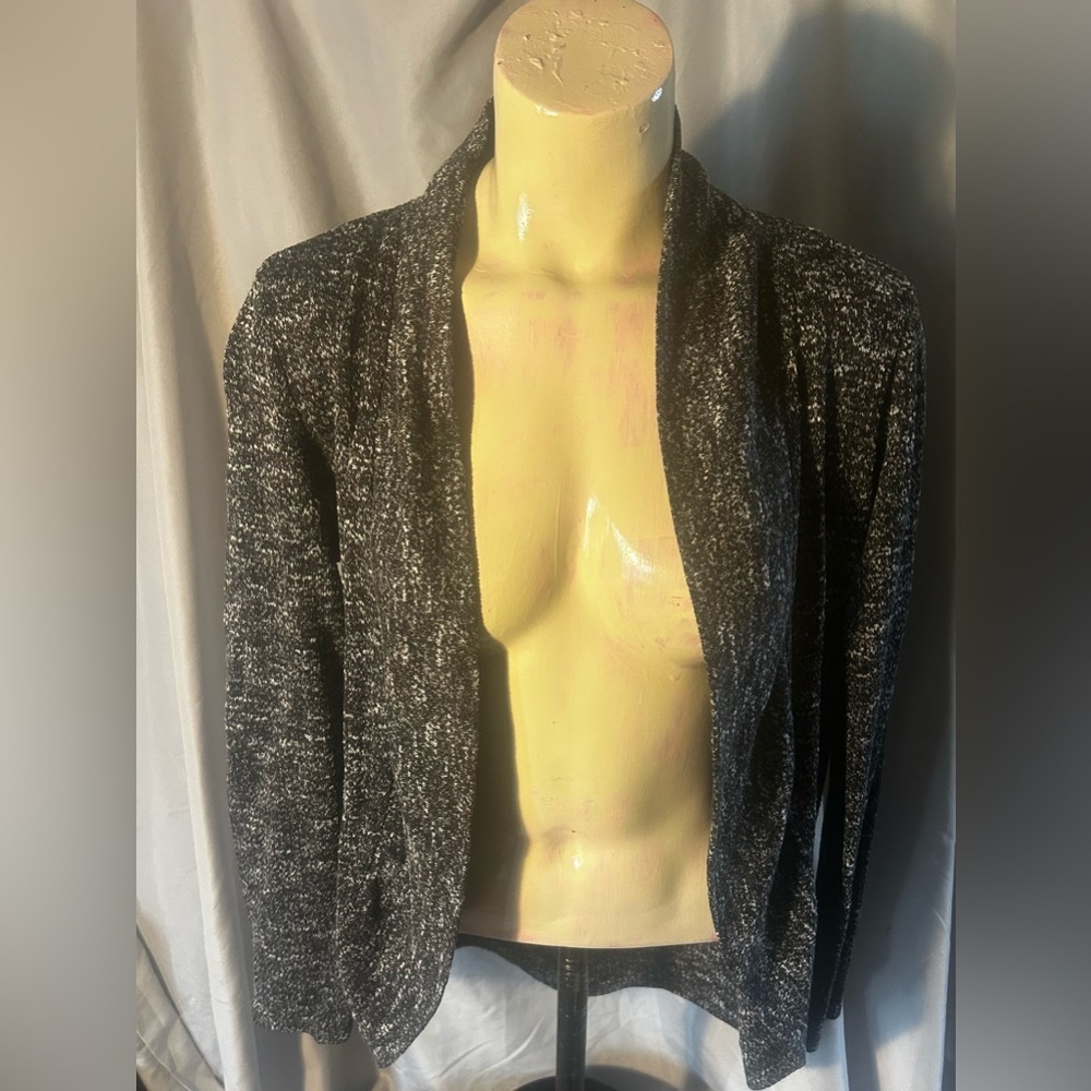 Aeropostale Black and Gray Open Front cardigan